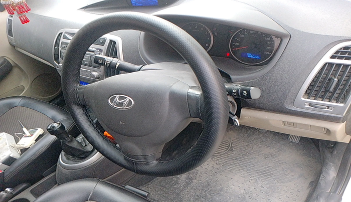 2013 Hyundai i20 MAGNA 1.2, Petrol, Manual, 66,022 km, interior