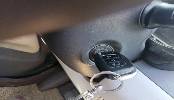 2022 Hyundai GRAND I10 NIOS SPORTZ U2 AMT 1.2 CRDI, Diesel, Automatic, 13,868 km, interior