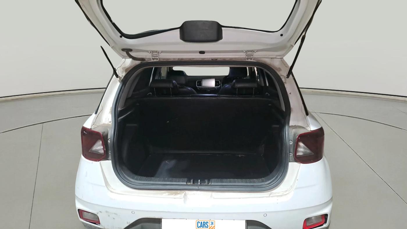 2019 Hyundai VENUE SX 1.4 CRDI, Diesel, Manual, 92,769 km, exterior