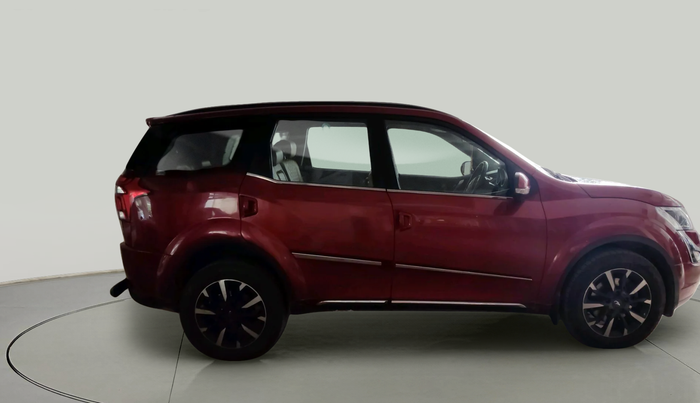 2018 Mahindra XUV500 W11 AT, Diesel, Automatic, 1,10,384 km, exterior