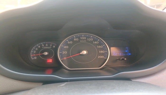 2013 Hyundai i10 MAGNA 1.1, Petrol, Manual, 1,02,731 km, interior