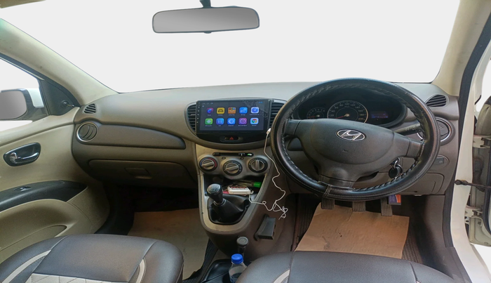 2013 Hyundai i10 MAGNA 1.1, Petrol, Manual, 1,02,731 km, interior