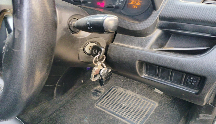 2014 Maruti Swift LXI, Petrol, Manual, 80,313 km, interior