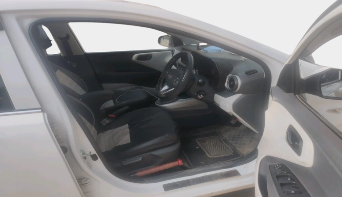 2024 Hyundai GRAND I10 NIOS MAGNA 1.2 KAPPA VTVT, Petrol, Manual, 21,520 km, interior