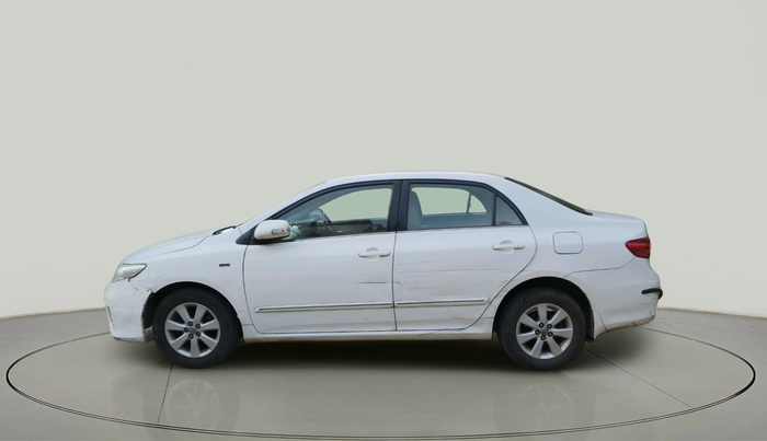 2013 Toyota Corolla Altis GL PETROL, Petrol, Manual, 1,50,347 km, exterior