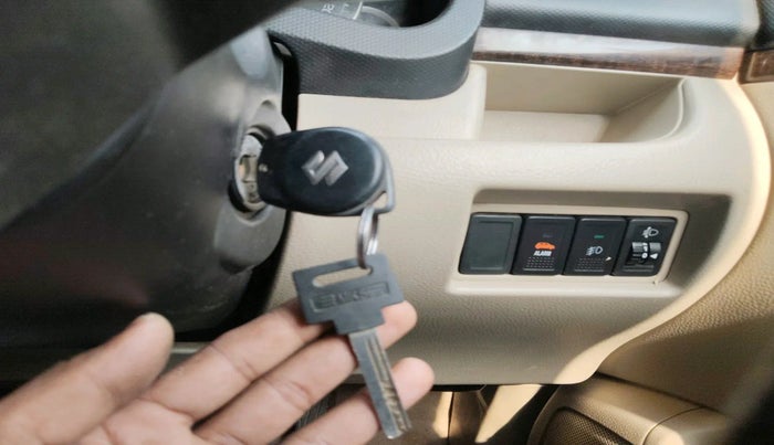 2013 Maruti Swift Dzire VXI, Petrol, Manual, 1,34,838 km, interior