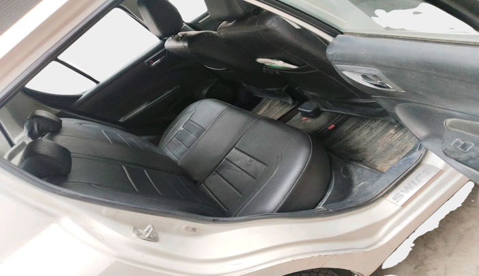 2015 Maruti Swift VDI, Diesel, Manual, 1,71,933 km, interior