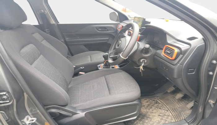 2024 Tata PUNCH ADVENTURE MT, Petrol, Manual, 11,238 km, interior