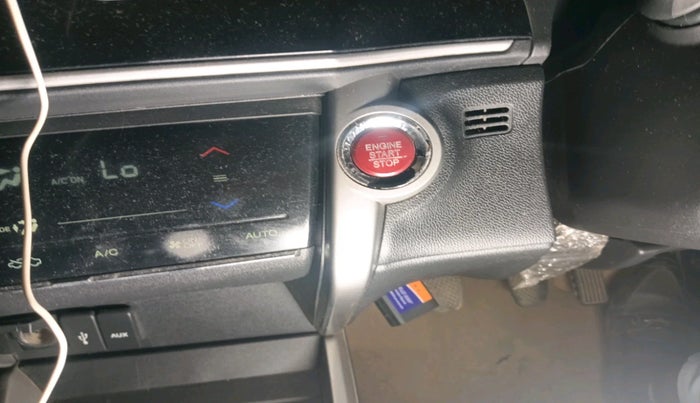 2016 Honda City 1.5L I-VTEC VX, Petrol, Manual, 1,07,075 km, interior