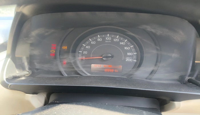 2018 Maruti Dzire LXI, CNG, Manual, 1,20,561 km, interior