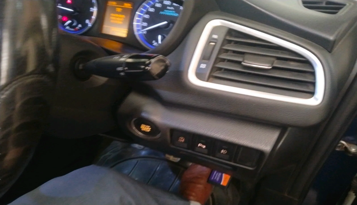 2018 Maruti S Cross ALPHA 1.3, Diesel, Manual, 74,362 km, interior