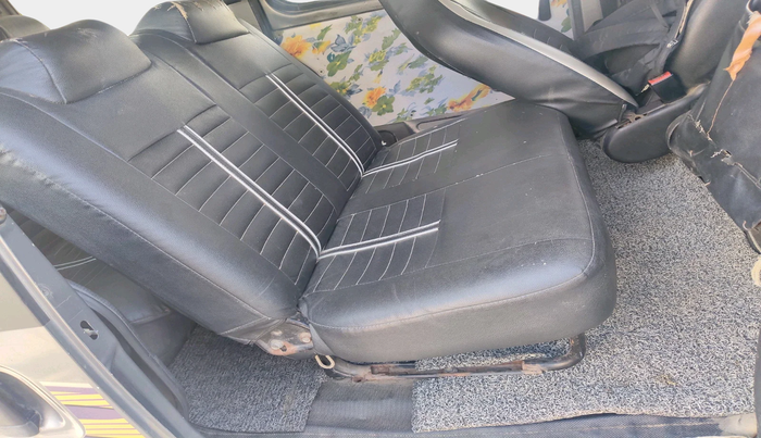 2018 Maruti Eeco 7 STR, Petrol, Manual, 1,10,471 km, interior