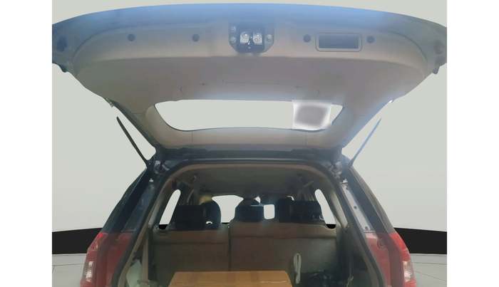 2016 Mahindra XUV500 W4, Diesel, Manual, 1,13,248 km, exterior