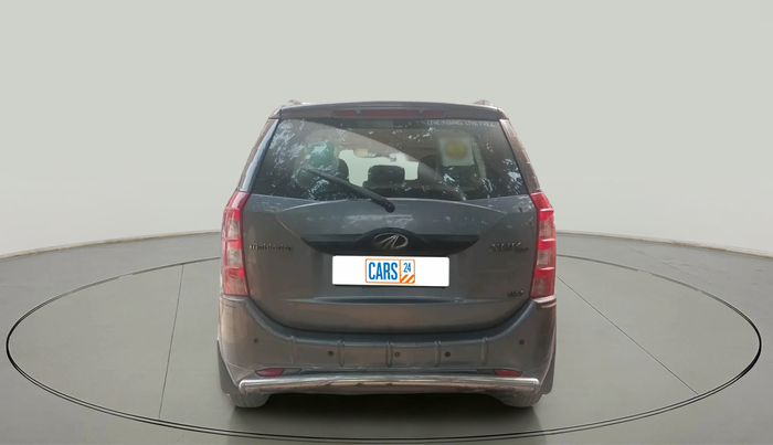 2016 Mahindra XUV500 W4, Diesel, Manual, 1,13,248 km, exterior