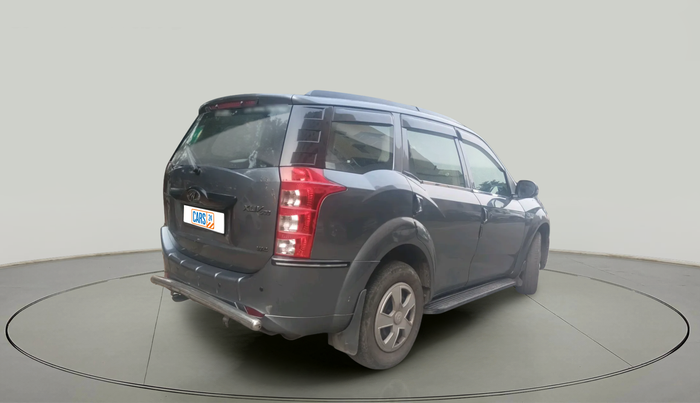 2016 Mahindra XUV500 W4, Diesel, Manual, 1,13,248 km, exterior