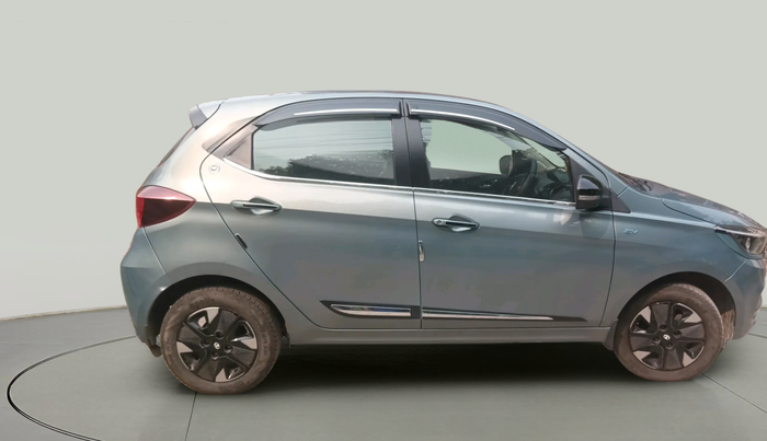 2024 Tata TIAGO EV XZ PLUS LONG RANGE, Electric, Automatic, 40,873 km, exterior