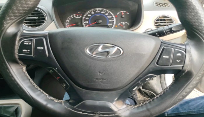 2018 Hyundai Grand i10 ASTA 1.2 KAPPA VTVT, CNG, Manual, 1,07,124 km, interior