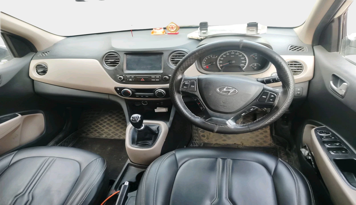 2018 Hyundai Grand i10 ASTA 1.2 KAPPA VTVT, CNG, Manual, 1,07,124 km, interior