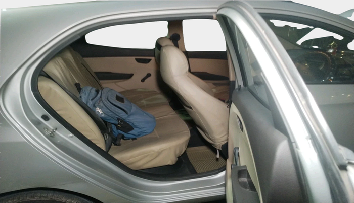 2017 Hyundai Eon ERA +, Petrol, Manual, 51,143 km, interior