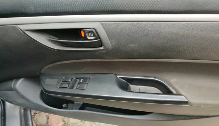 2017 Maruti Swift LXI (O), Petrol, Manual, 73,150 km, interior