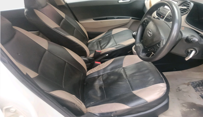 2017 Hyundai Grand i10 SPORTZ U2 1.2 CRDI, Diesel, Manual, 90,159 km, interior