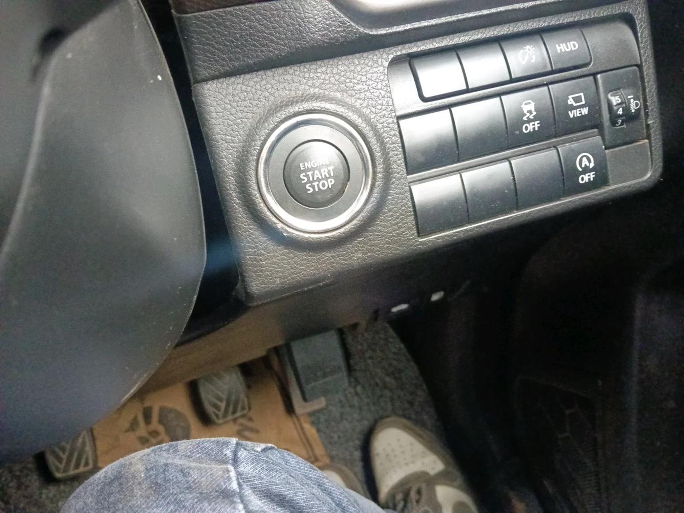 2024 Maruti BREZZA ZXI + SMART HYBRID, Petrol, Manual, 7,361 km, interior