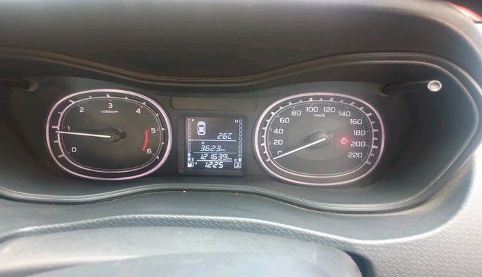 2017 Maruti Vitara Brezza ZDI, Diesel, Manual, 1,21,639 km, interior