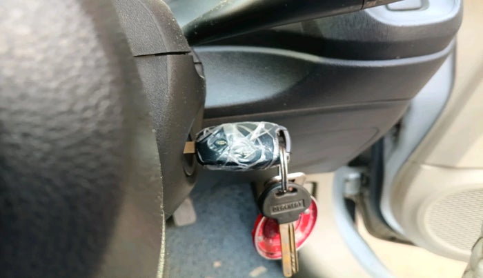 2014 Honda Amaze 1.2L I-VTEC S, Petrol, Manual, 75,327 km, interior