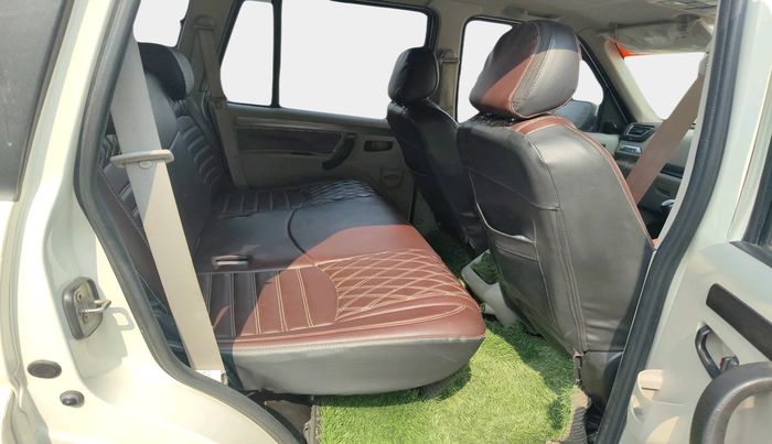2022 Mahindra Scorpio S5, Diesel, Manual, 36,195 km, interior