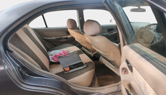 2011 Hyundai Accent GLE, Petrol, Manual, 88,034 km, interior