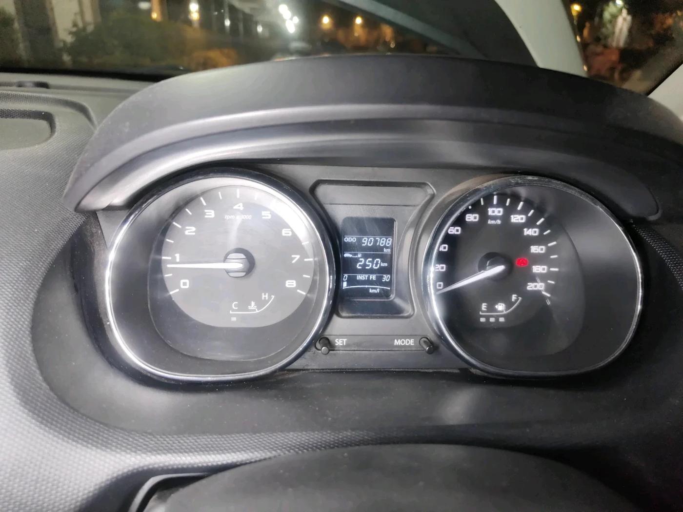 2018 Tata TIAGO NRG PETROL, Petrol, Manual, 90,788 km, interior