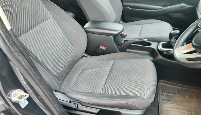 2020 KIA SELTOS HTK PLUS 1.5, Petrol, Manual, 56,144 km, interior