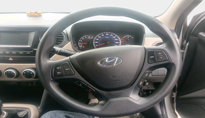 2017 Hyundai Grand i10 SPORTZ U2 1.2 CRDI, Diesel, Manual, 89,681 km, interior