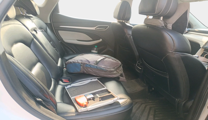 2024 MG ASTOR Sprint 1.5 MT (Ivory), Petrol, Manual, 40,982 km, interior