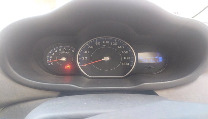 2014 Hyundai i10 MAGNA 1.1, Petrol, Manual, 15,619 km, interior