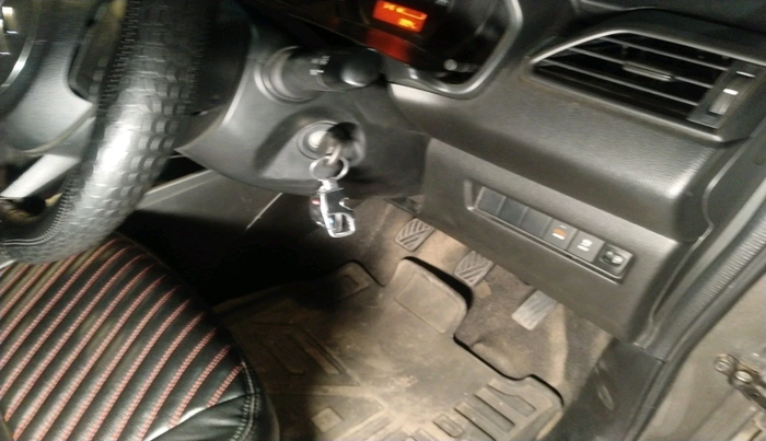 2024 Maruti Swift LXI, Petrol, Manual, 13,894 km, interior