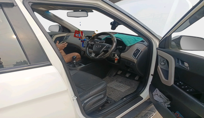 2016 Hyundai Creta E PLUS 1.6 PETROL, Petrol, Manual, 72,172 km, interior