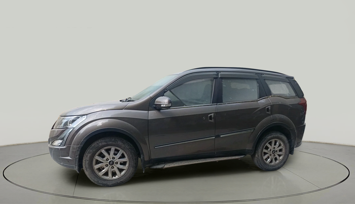 2019 Mahindra XUV500 W9, Diesel, Manual, 42,562 km, exterior