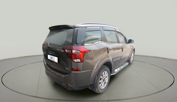 2019 Mahindra XUV500 W9, Diesel, Manual, 42,562 km, exterior