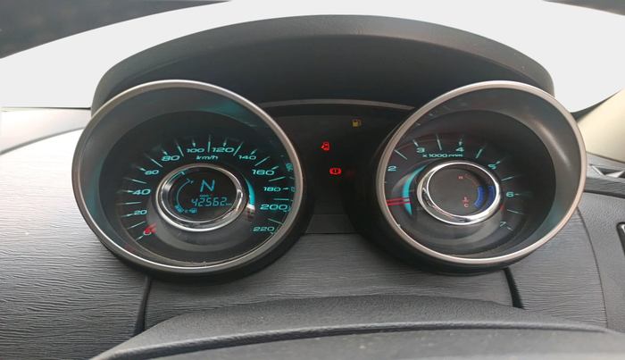 2019 Mahindra XUV500 W9, Diesel, Manual, 42,562 km, interior