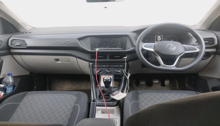 2024 Volkswagen TAIGUN COMFORTLINE 1.0 TSI MT, Petrol, Manual, 30,246 km, interior