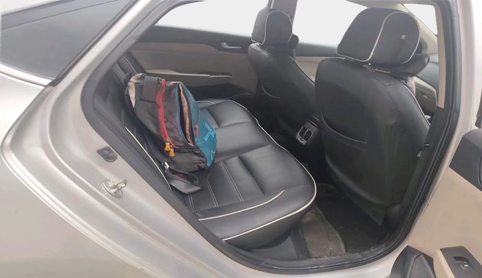 2018 Hyundai Verna 1.6 VTVT SX, Petrol, Manual, 72,285 km, interior