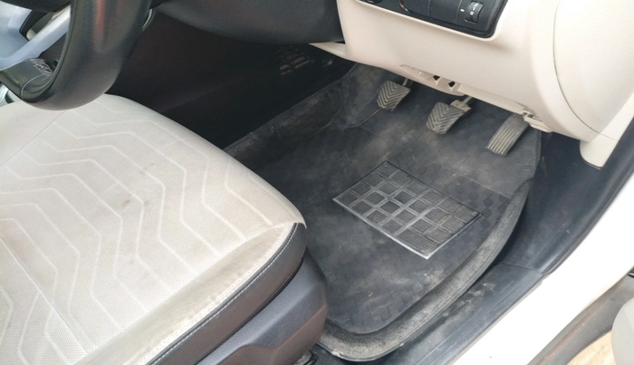 2020 KIA SONET HTX 1.5, Diesel, Manual, 30,540 km, interior