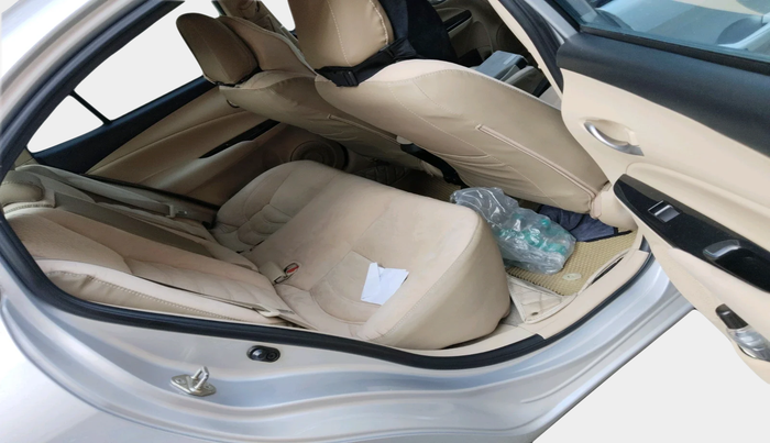 2018 Toyota YARIS V MT, Petrol, Manual, 91,176 km, interior