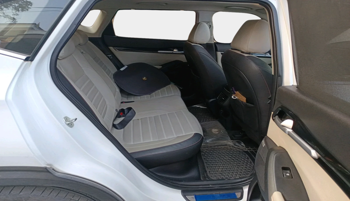 2020 KIA SELTOS GTX PLUS AT 1.5 DIESEL, Diesel, Automatic, 87,637 km, interior