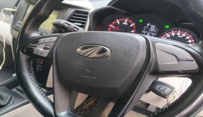 2019 Mahindra XUV300 W6 1.5 DIESEL, Diesel, Manual, 91,912 km, interior
