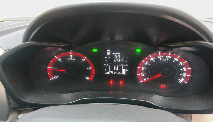 2019 Mahindra XUV300 W6 1.5 DIESEL, Diesel, Manual, 91,912 km, interior