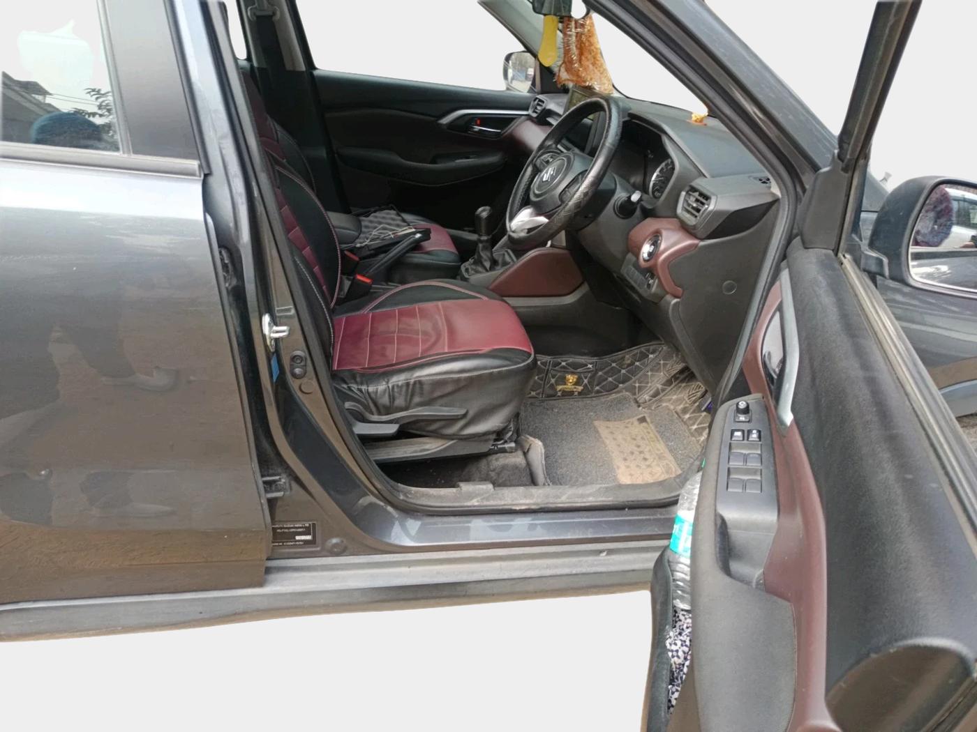 2023 Maruti Grand Vitara SIGMA SMART HYBRID, Petrol, Manual, 18,965 km, interior