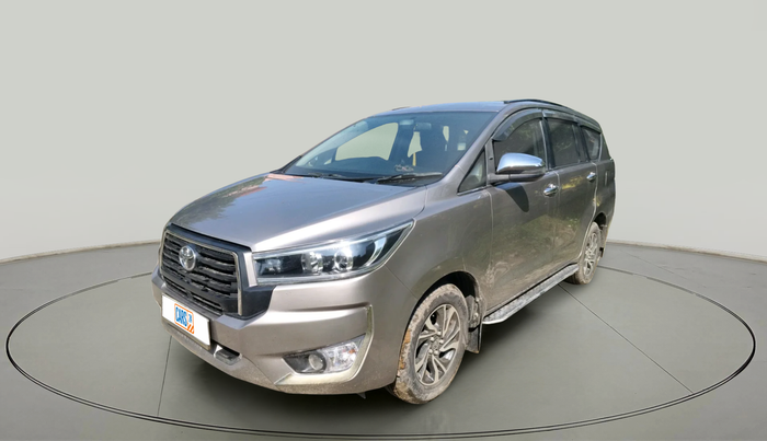 2020 Toyota Innova Crysta 2.4 VX 8 STR, Diesel, Manual, 1,65,165 km, exterior
