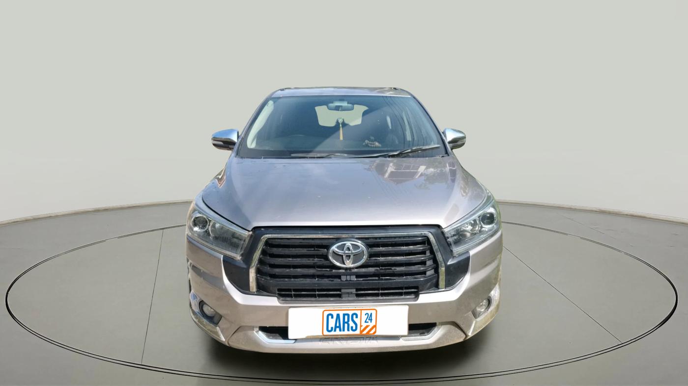2020 Toyota Innova Crysta 2.4 VX 8 STR, Diesel, Manual, 1,65,165 km, exterior